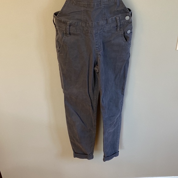 Overalls - Picture 2 of 7